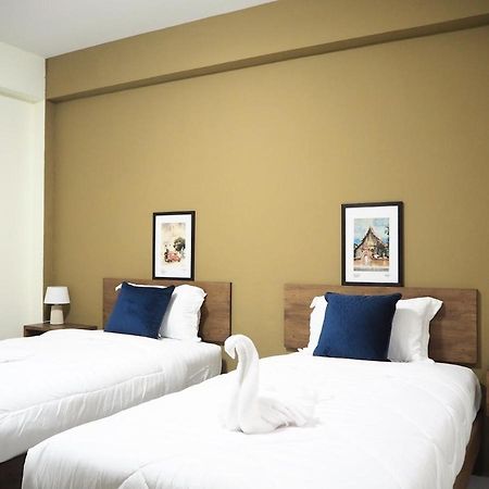 Bua House Poshtel Hotel Chiang Mai Bagian luar foto