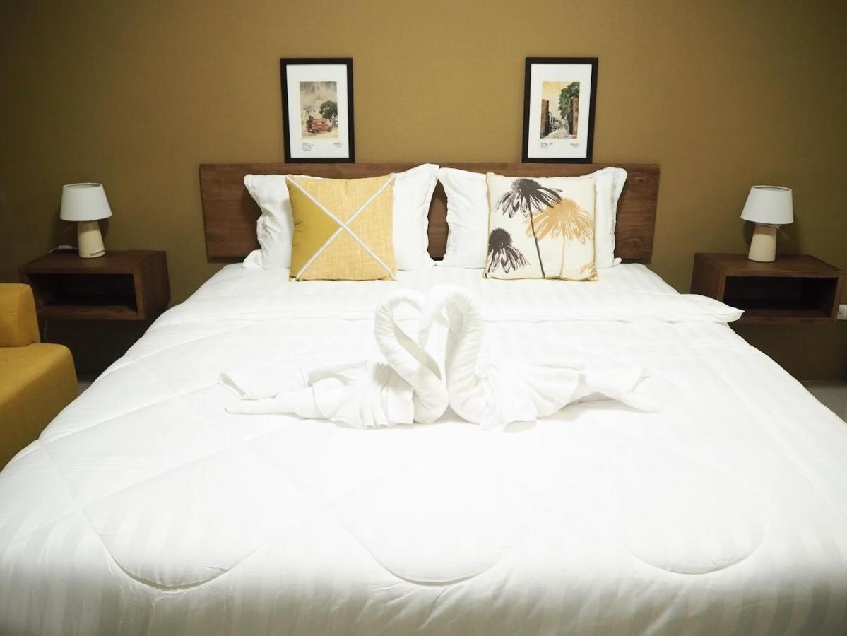 Bua House Poshtel Hotel Chiang Mai Bagian luar foto