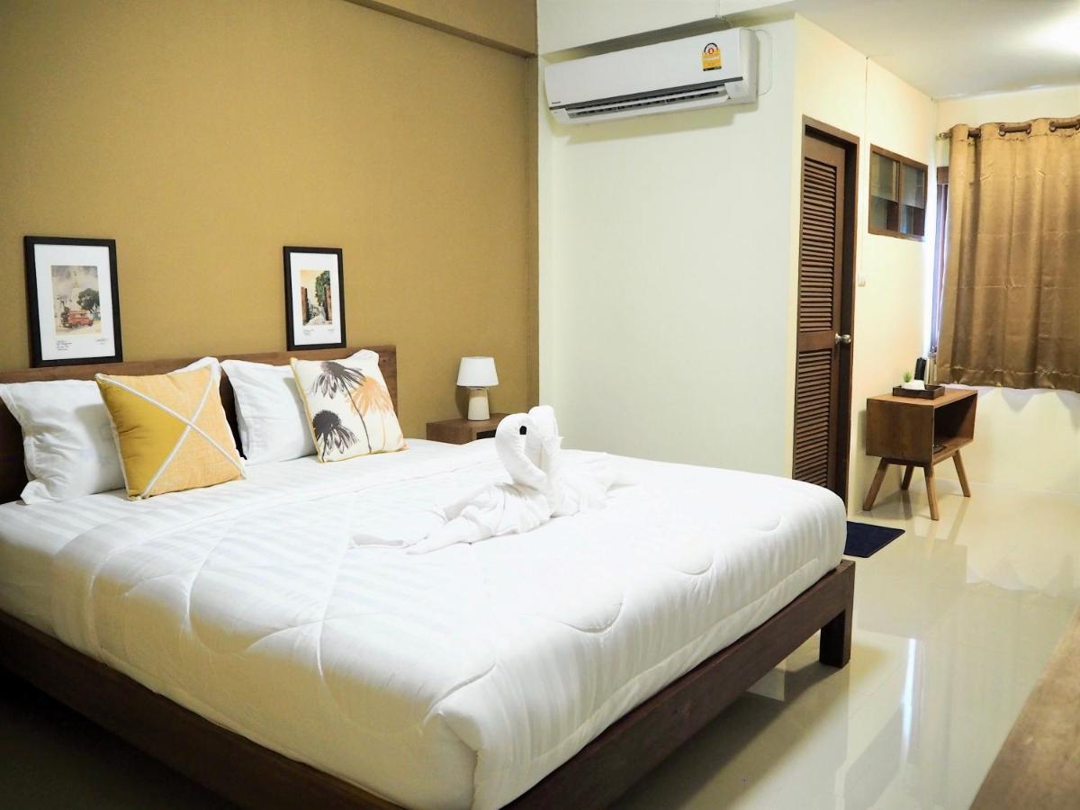 Bua House Poshtel Hotel Chiang Mai Bagian luar foto